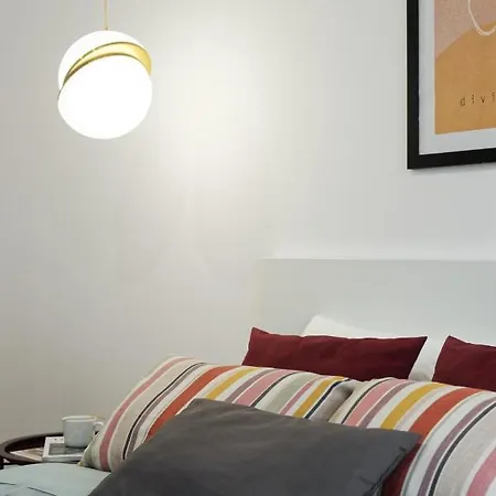 Prestige /miejsce Parkingowe アパート ポズナン